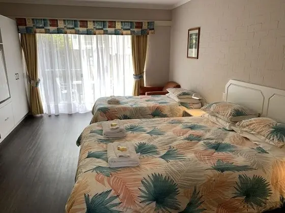 Standard Oda, Sigara İçilmez, Balkon (Downstairs Motel Twin)