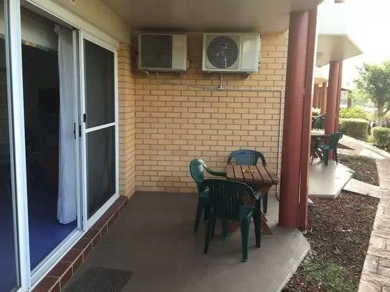 Standard Oda, Sigara İçilmez, Balkon (Downstairs Motel Twin)
