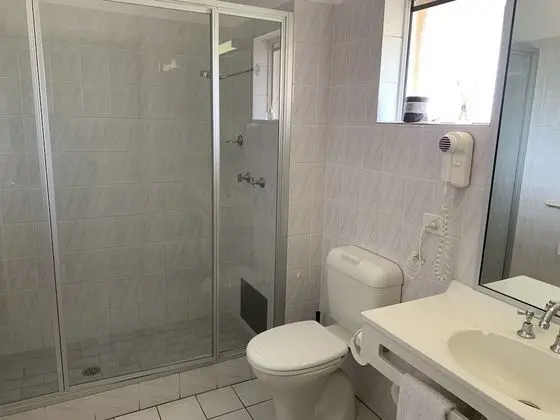 Standard Oda, Sigara İçilmez, Balkon (Downstairs Motel Twin)
