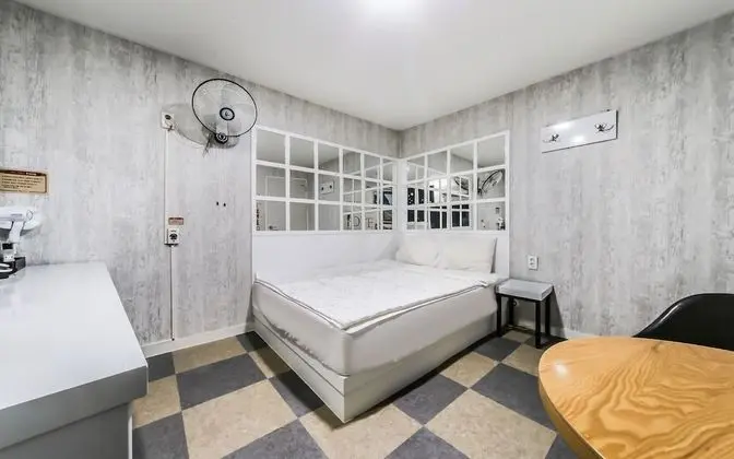 Oda (Standard Room (Ask Reception))