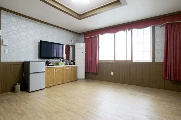 Oda (Standard Room - Ondol)