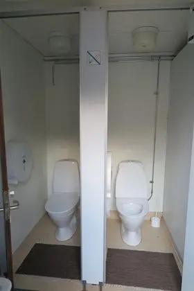 Traditional Kulübe, Ortak Banyo