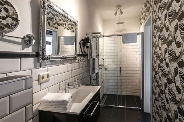 Comfort Süit, 1 En Büyük (King) Boy Yatak, Sigara İçilmez, Balkon