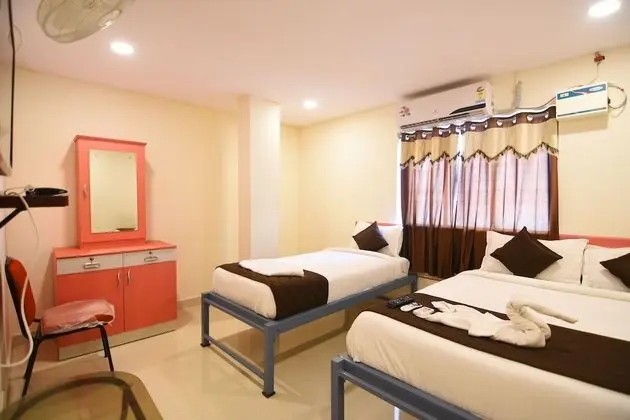 Deluxe Üç Kişilik Oda, Birden Çok Yatak, Sigara İçilmez
