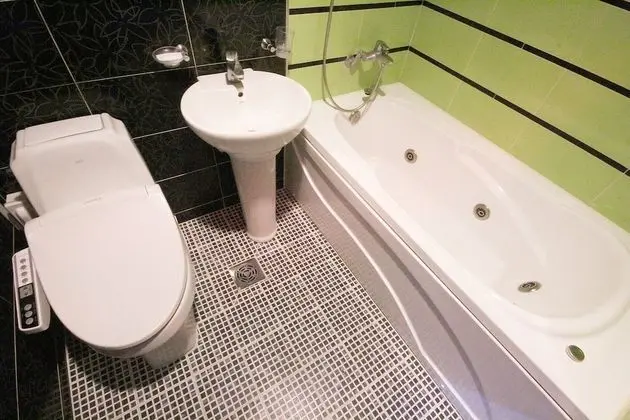 Oda (One room One week Drive in)