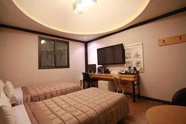 Oda (Twin Room)