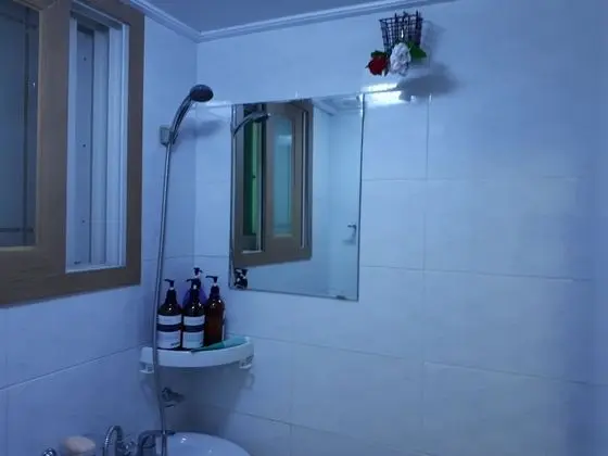 Business Tek Büyük veya İki Ayrı Yataklı Oda