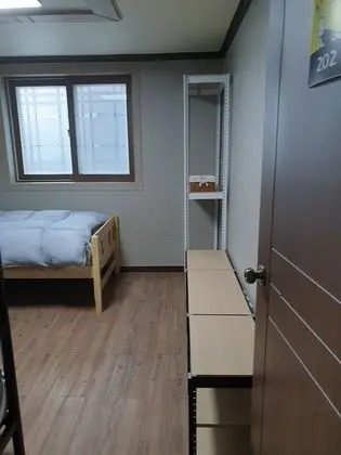 Ortak Ranzalı Oda, Sadece kadınlar için (3 people)