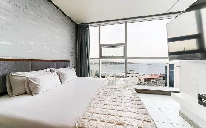 Oda (VIP European Ocean View)