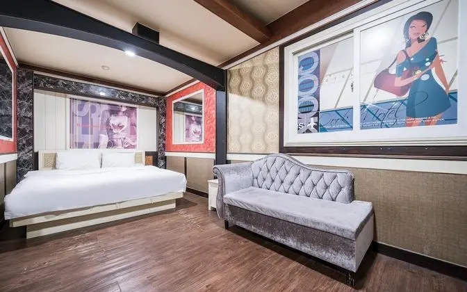 Oda (Large Room (Bed + Ondol))
