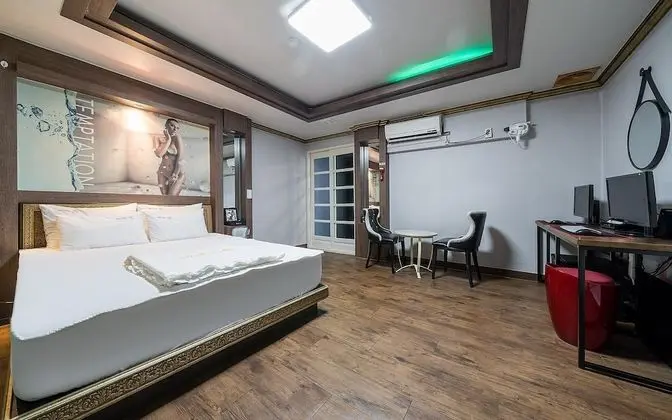 Oda (Standard Room)