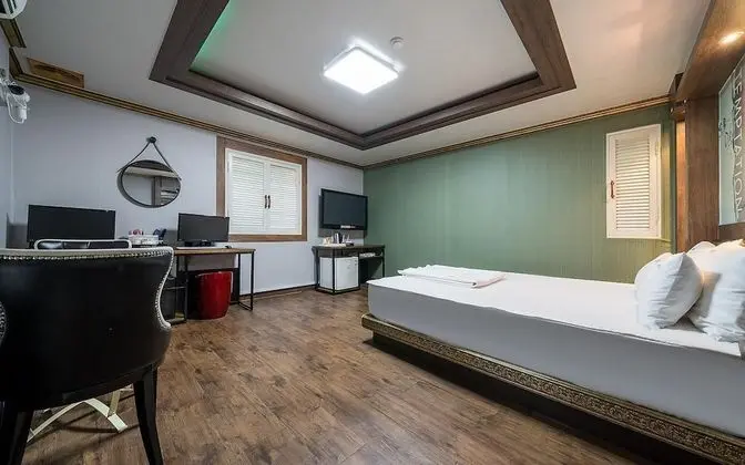 Oda (Standard Room)