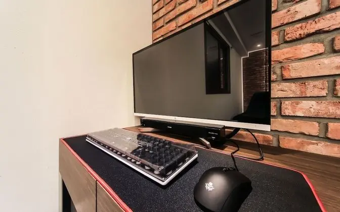 Oda (Semi-special room (PC Netflix availab)