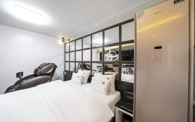 Oda (1 PC in a deluxe room (highest specif)