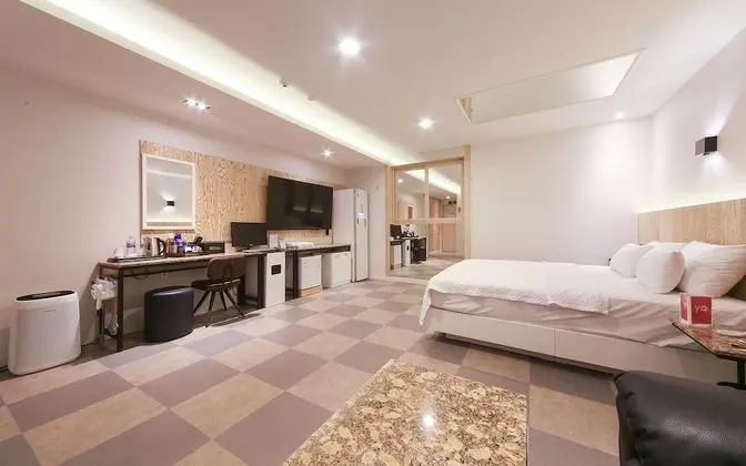 Oda (VIP (with styler / Reservation not al)