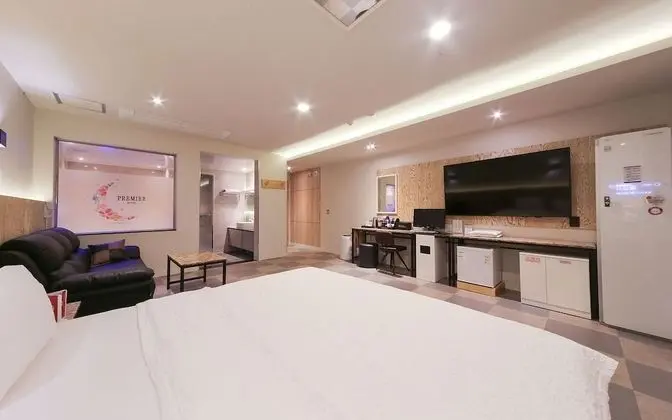 Oda (VIP (with styler / Reservation not al)