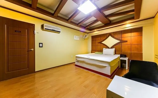 Oda (Standard Room)