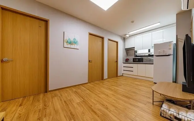 Oda (Triple Room-Super Single 3 3PC(Netfli)
