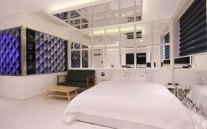 Oda (Drive-In (Premium Mattress Spa 65-inc)