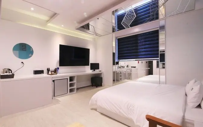 Oda (Drive-In (Premium Mattress Spa 65-inc)
