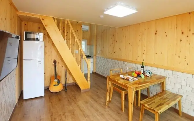 Oda (Room No2)
