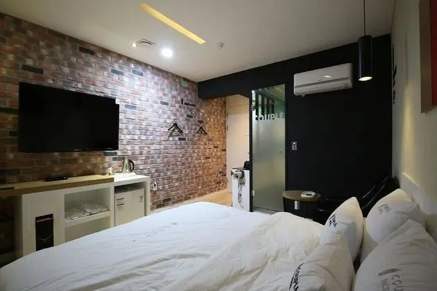 Oda (Standard Room A(Disney+ Netflix Tving)