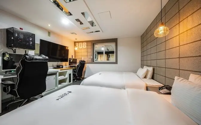 Oda (Standard Room B(Disney+ Netflix Tving)