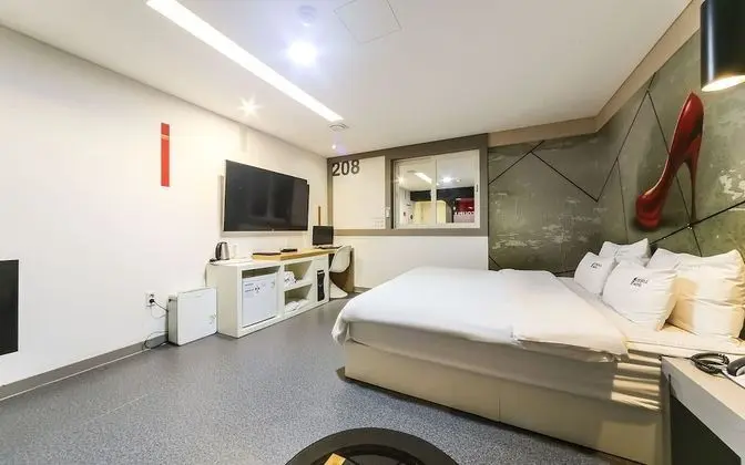 Oda (Standard Room B(Disney+ Netflix Tving)