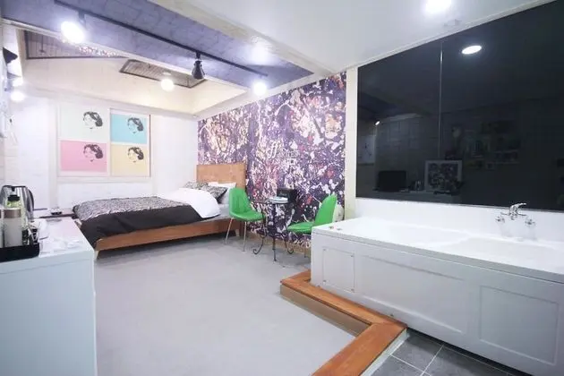 Oda (Special Room)