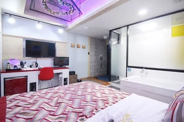 Oda (Special Room)