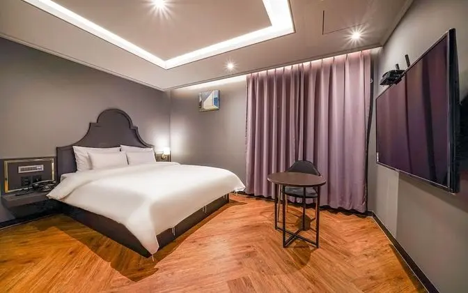 Oda (Standard room)
