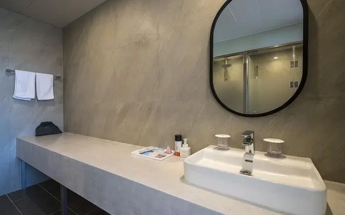 Oda (Deluxe &amp; Taehwagang Station View )