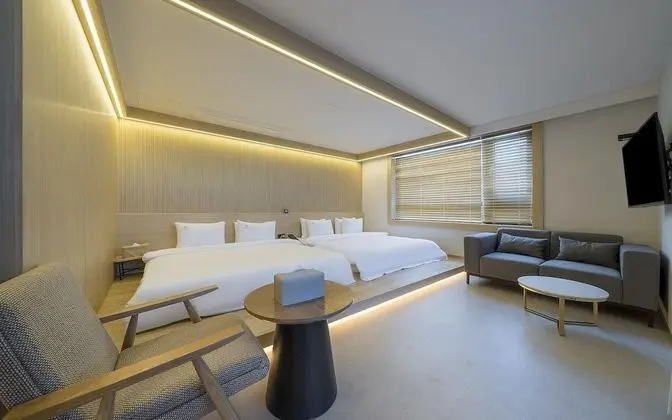 Oda (Pool Villa Avenue (Two Double Beds Po)