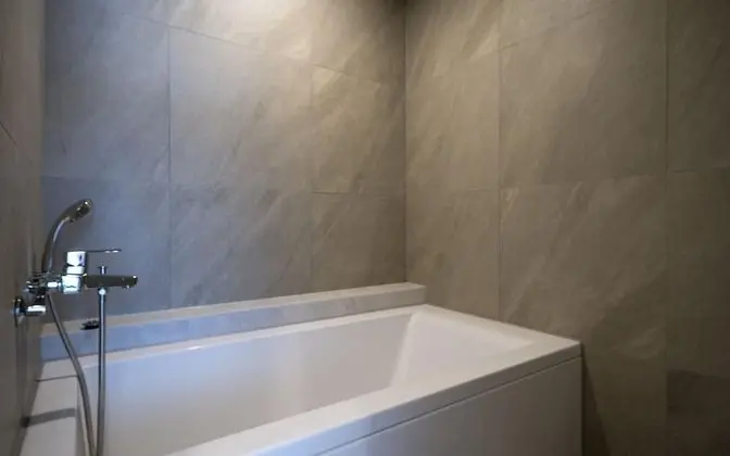 Oda (Standard (65in Smart TV breakfast inc)