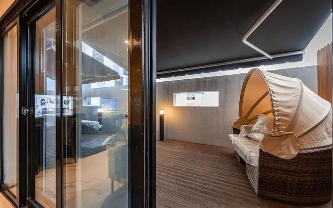 Oda (Leidea White (twin self-catering 2 PC)