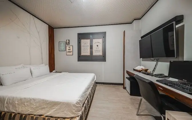 Oda (High-spec 2PC gaming room (Netflix av)