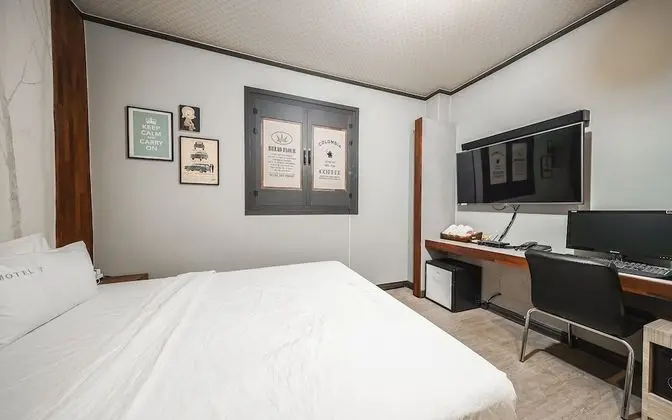 Oda (High-spec 2PC gaming room (Netflix av)