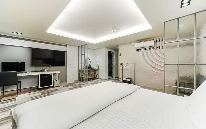 Oda (Deluxe room (wavve viewing available))