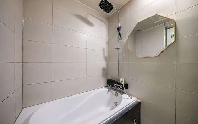 Oda (Deluxe (top specification 1PC SPA 65-)