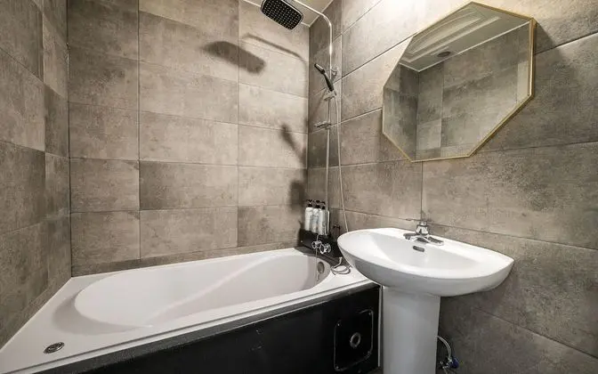 Oda (Standard (top specification 1PC SPA 5)