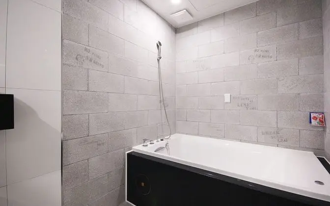 Oda (Ocean Deluxe (Ocean View Bathtub))