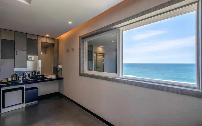 Oda (Ocean Deluxe (Ocean View Bathtub))