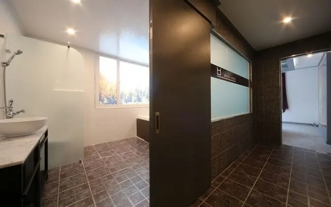 Oda (Family Room (Three Beds) (Free Netfli)