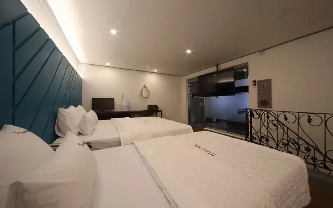 Oda (Family Room (Three Beds) (Free Netfli)