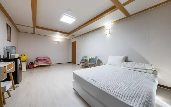 Oda (Large Family Room - Large Bath (No 51)