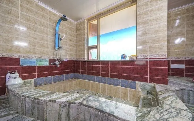Oda (Large Family Room - Large Bath (No 51)