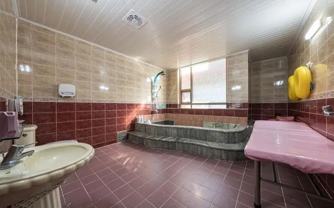 Oda (Large Family Room - Large Bath (No 51)