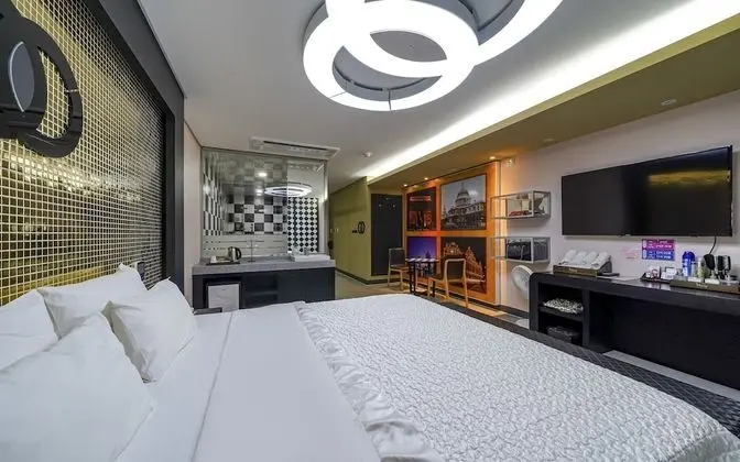Oda (Luxury (oil bed whirlpool bathtub))
