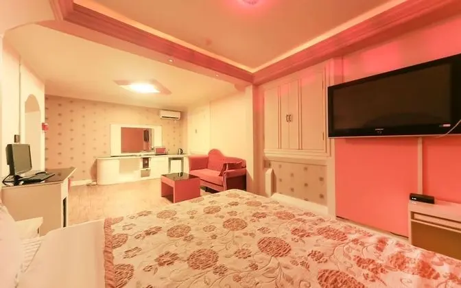 Oda (Special Room)