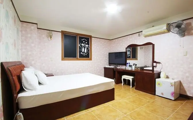 Oda (Standard Room)